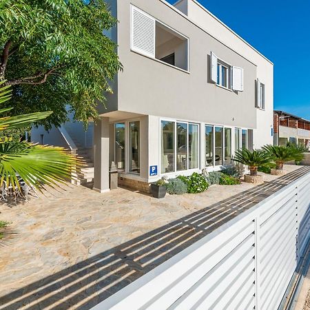 Apartamento Hibiskus App2 Vir Exterior foto