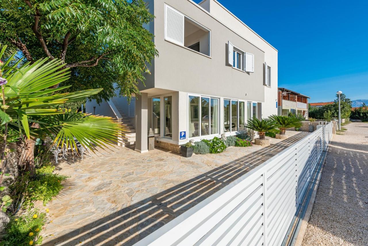 Apartamento Hibiskus App2 Vir Exterior foto