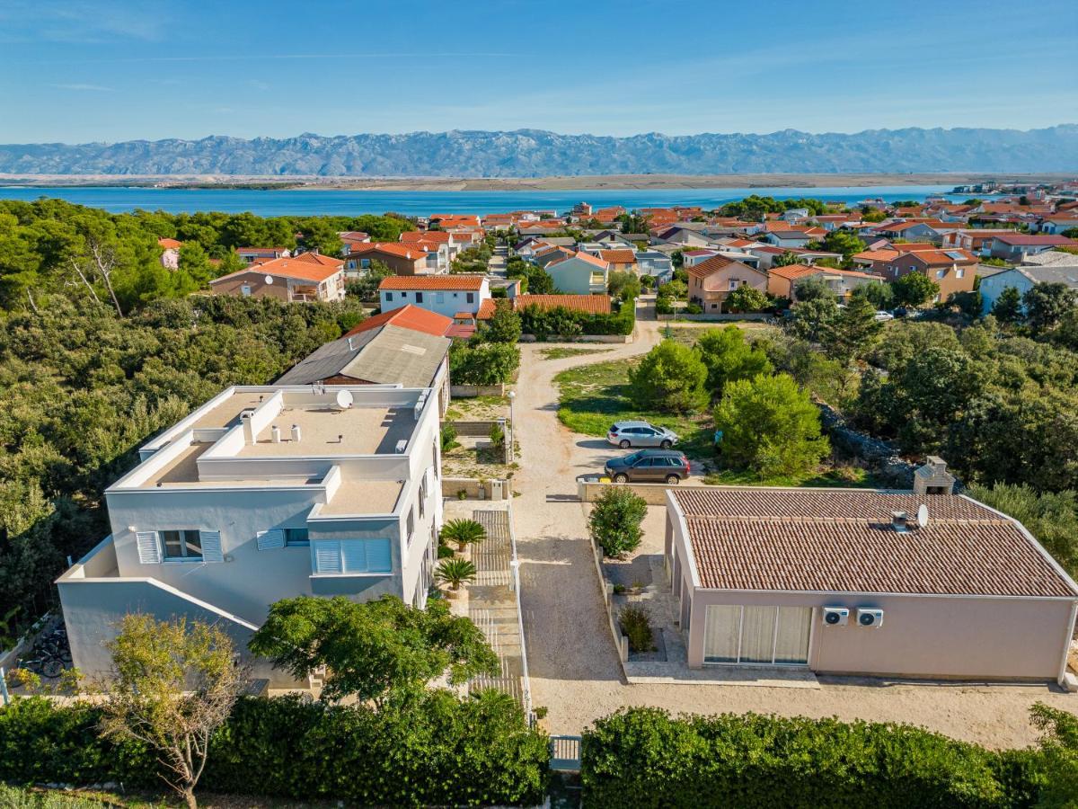 Apartamento Hibiskus App2 Vir Exterior foto